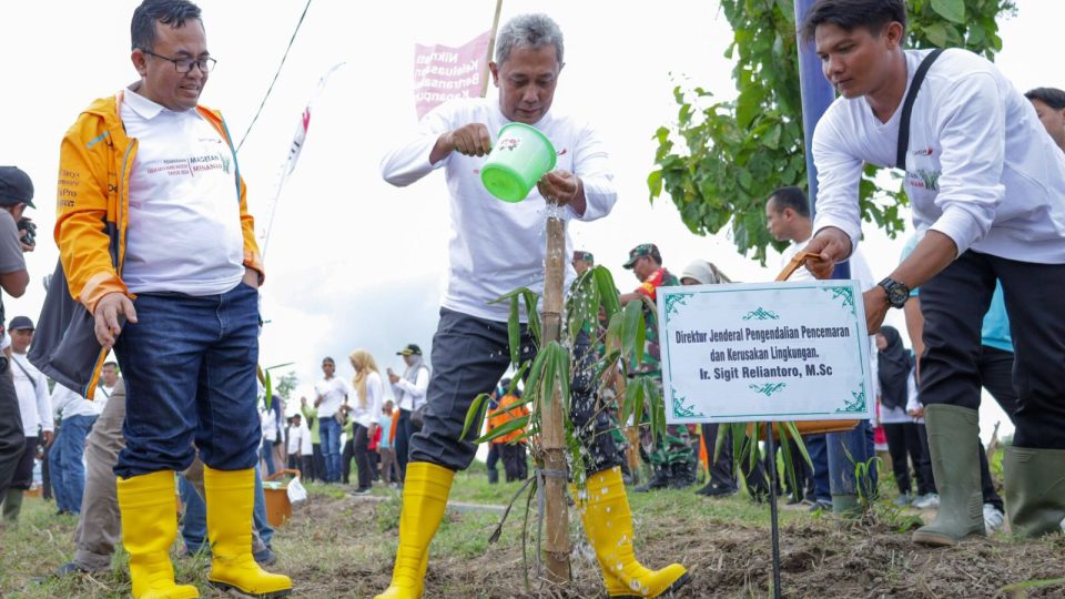 KLHK, SKK Migas dan KKKS Kolaborasi Tanam Pohon Bambu Wujudkan Keberlanjutan Lingkungan