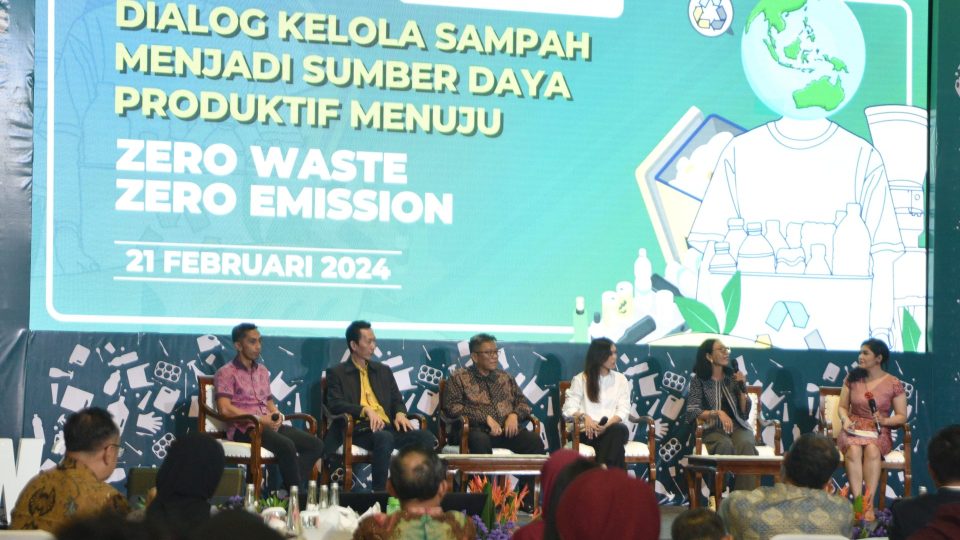 Kelola Sampah Menjadi Sumber Daya Produktif Menuju Zero Waste Zero Emission