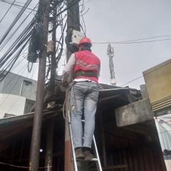 PLN Icon Plus Rutin Lakukan Penataan Kabel di Wilayah Rangkasbitung