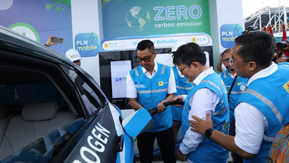 PLN-Pertamina Adu Kuat Kembangkan Bahan Bakar Hidrogen untuk Kendaraan