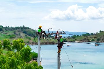PLN Sambungkan Listrik Sumbawa ke Bajo Pulau