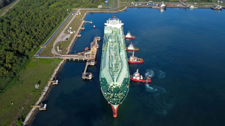 PGN : LNG Jadi Alternatif Utama Penuhi Kebutuhan Gas Nasional