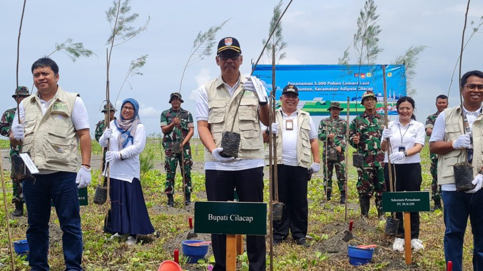 PLN Indonesia Power Inisiasi Program Ekowisata Mangrove Dorong Kesejahteraan di Pesisir Cilacap