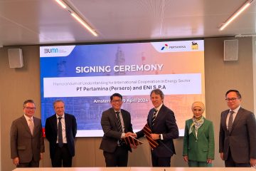 Pertamina Gandeng ENI Memburu Cadangan Migas di Luar Negeri