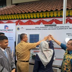 Dukung Pengurangan Emisi Karbon, Paiton Energy Bangun PLTS Atap di SMKN 54 Jakarta