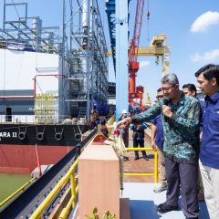 PAL Indonesia Shipnaming & Launching Kapal Pembangkit Listrik Terapung Unit II Berkapasitas 60 MW
