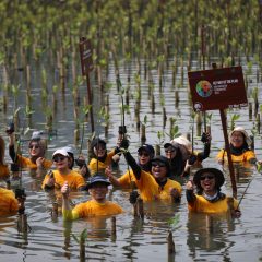Komitmen Lingkungan dan Pertumbuhan Ekonomi ABM Grup Tanam 600 Bibit Pohon