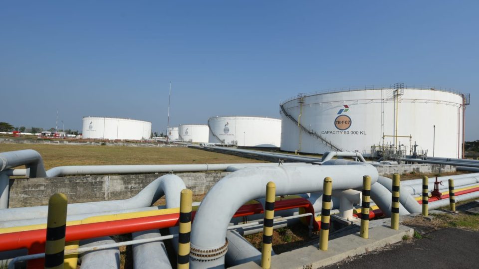 Setelah Evakuasi, Pertamina Investigasi Kebocoran TBBM Tuban