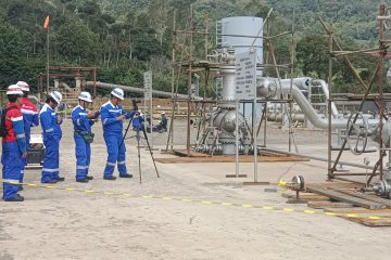 Elnusa Pasang Perangkat Portable Well Test di Karaha