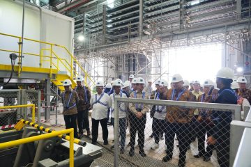 Smelter Freeport di Gresik Resmi Beroperasi