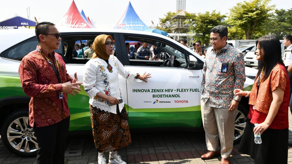 Kolaborasi Pertamina – Toyota, Uji Coba Bioethanol 100% di GIIAS 2024