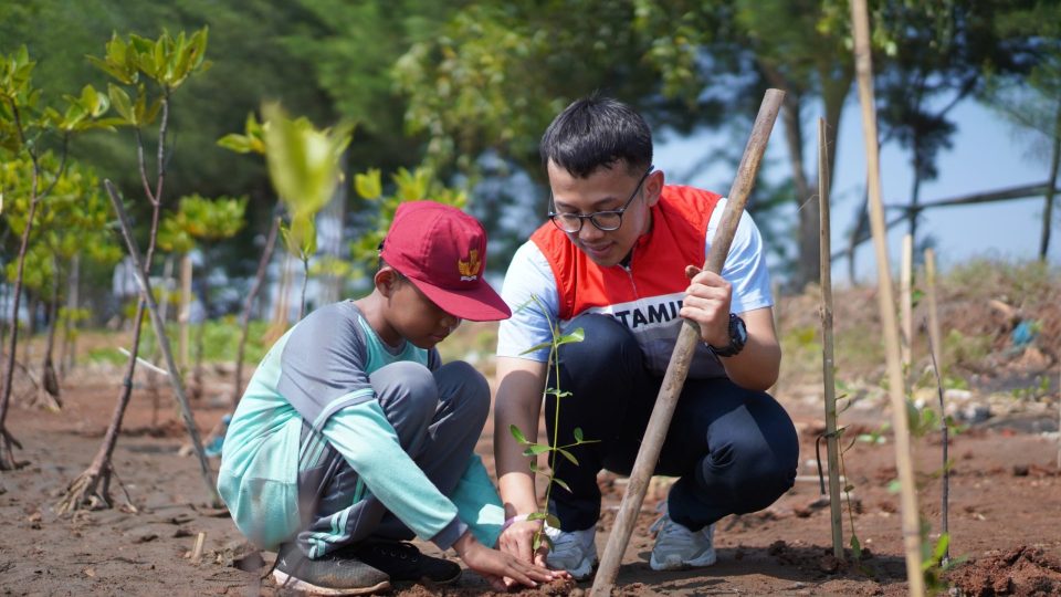 Pertagas Sabet 3 Penghargaan TJSL & CSR Award 2024