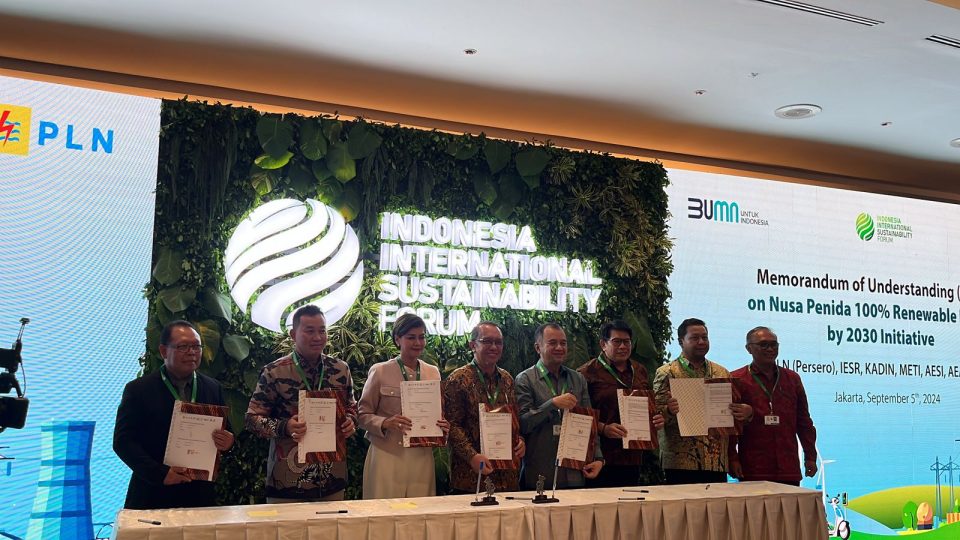 Asosiasi Angin Dukung Nusa Penida 100% Energi Terbarukan