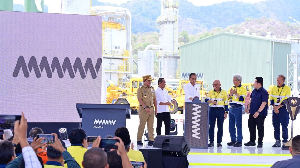 Diresmikan Jokowi, Smelter AMMAN Mulai Produksi Katoda Tembaga Akhir Tahun 2024