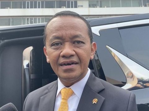 Bahlil Tegaskan RKAB Bayan Tidak Terkait Transaksi Saham Haji Isam
