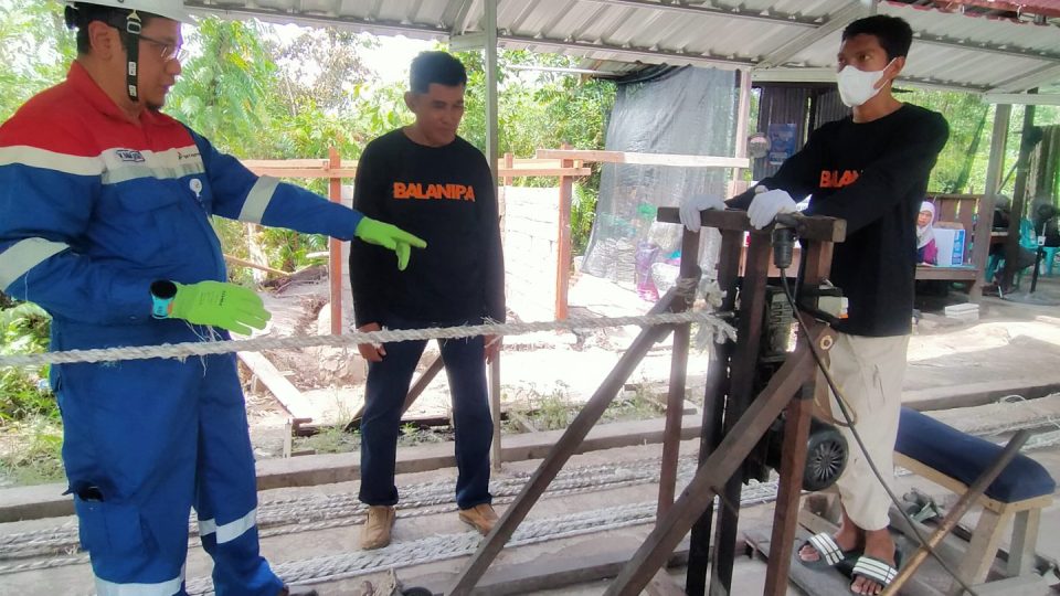 Sinergi Pertamina Hulu Sanga Sanga Olah Limbah Bekas Tali Kapal