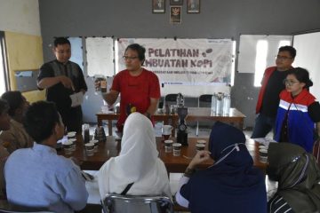 Kala Kilang Balongan Mendengar Kebutuhan Para Tuna Rungu