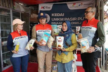 Program “Jam Pasir” Dorong Kemandirian Ekonomi Istri Nelayan di Karawang