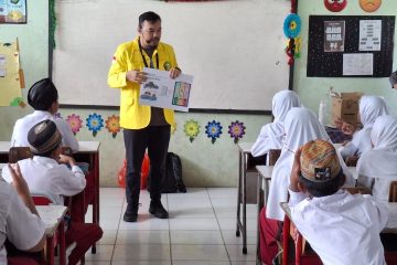 Darurat Sampah Plastik, Pengmas UI Ajak Anak-anak Jadi Agen Perubahan
