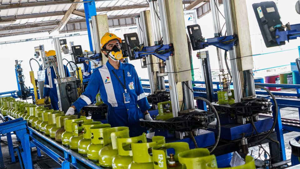 Prioritaskan Konsumen Rumah Tangga, Pertamina Tambah 9 Juta Tabung LPG 3 Kg