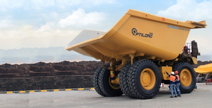 ABM Investama Dorong Anak Usaha Kembangkan Alat Berat Pertambangan yang Efisien dan Ramah Lingkungan