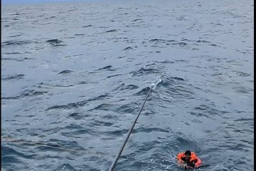 PHE OSES Selamatkan Tiga Nelayan Hanyut di Perairan Kepulauan Seribu