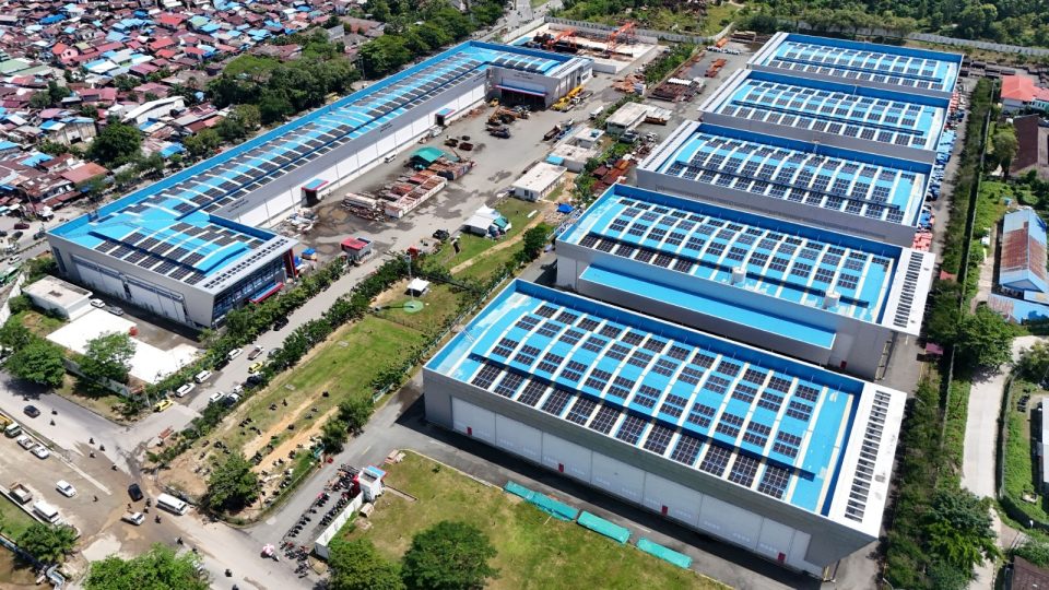Pertamina Resmi Operasikan PLTS Atap 2,5 MWp di Area Kilang Balikpapan
