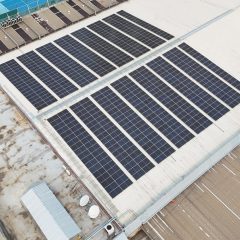 Cahaya Power Indonesia Bangun PLTS Atap di Tiga Gerai Depo Bangunan Berkapasitas 694,96 kWp