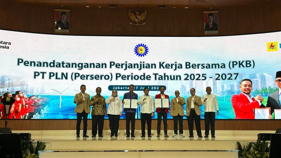 Serikat Pekerja dan Dirut PLN Teken Perjanjian Kerja Bersama, Kawal Pengelolaan BPI Danantara dan Pelaksanaan  RUPTL Tahun 2025-2034