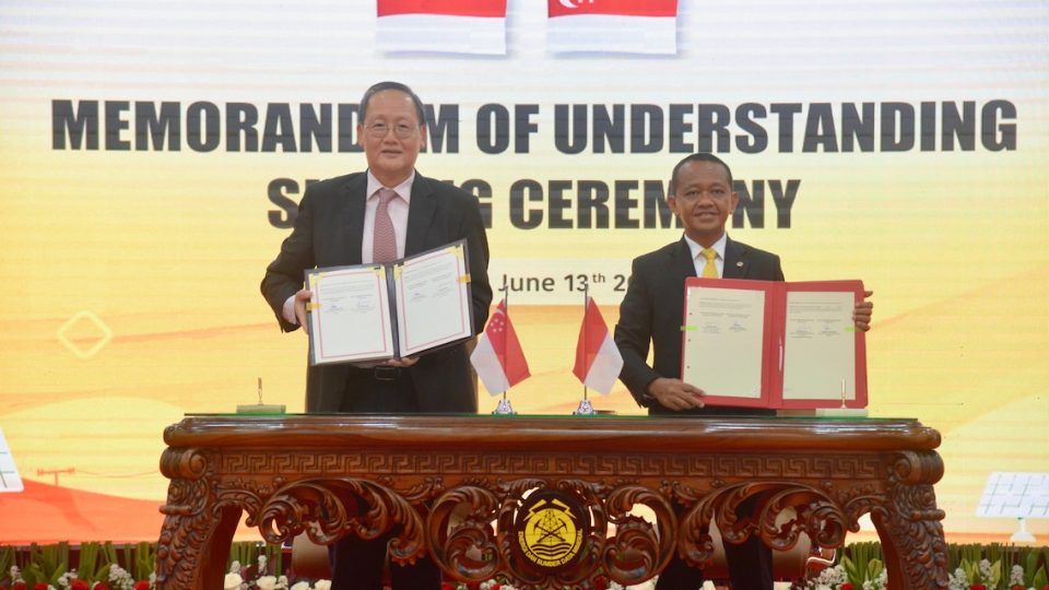 Indonesia – Singapura Sepakati Kerja Sama Perdagangan Listrik dan Pembangungn Kawasan Industri Hijau