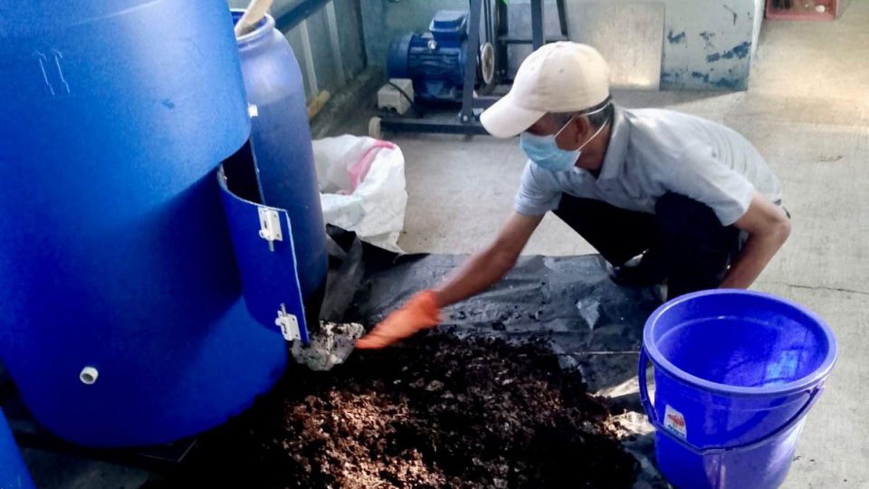 Perkuat Praktik ESG dan SDGs, Rumah Kompos Graha Elnusa Ubah Sampah Organik Menjadi Pupuk Kompos
