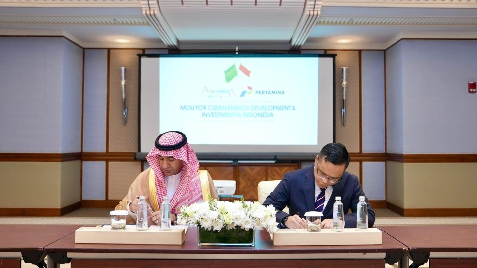 Pertamina Gandeng ACWA Power Kembangkan Teknologi Bersih