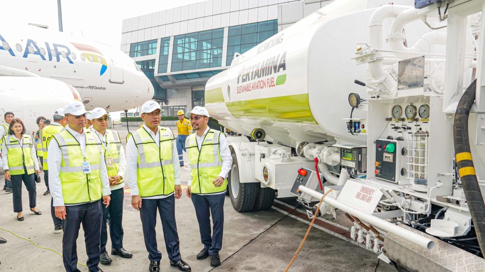 Pertamina Patra Niaga Salurkan Sustainable Aviation Fuel Produksi Dalam Negeri, Dukung Target Net Zero Emission 2060