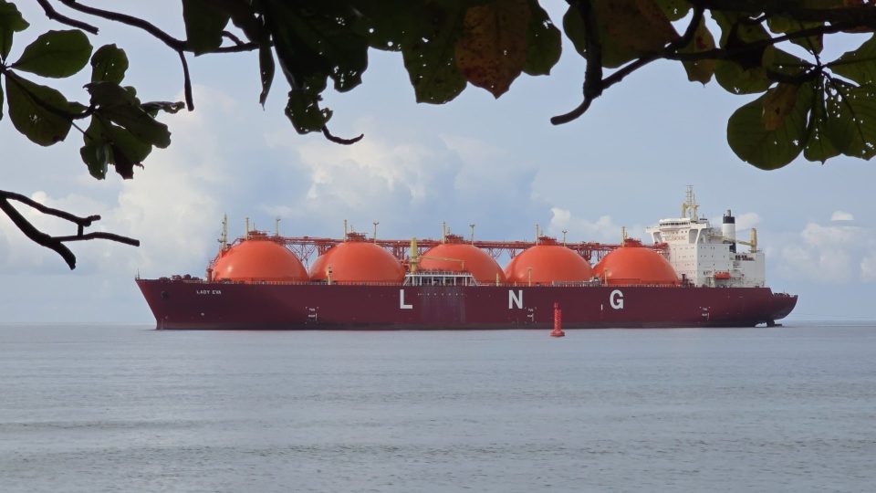 Sepanjang Tahun 2025 DSLNG Alokasikan Lima Kargo LNG untuk Penuhi Kebutuhan Gas Dalam Negeri