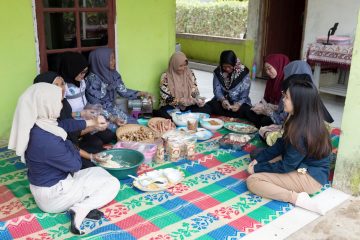 PLN IP Dorong Transformasi Desa Merah Mata Melalui Kampung Laos Serumpun