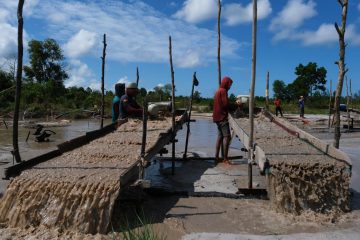 Cara Timah Gandeng Masyarakat Atasi Tambang Ilegal