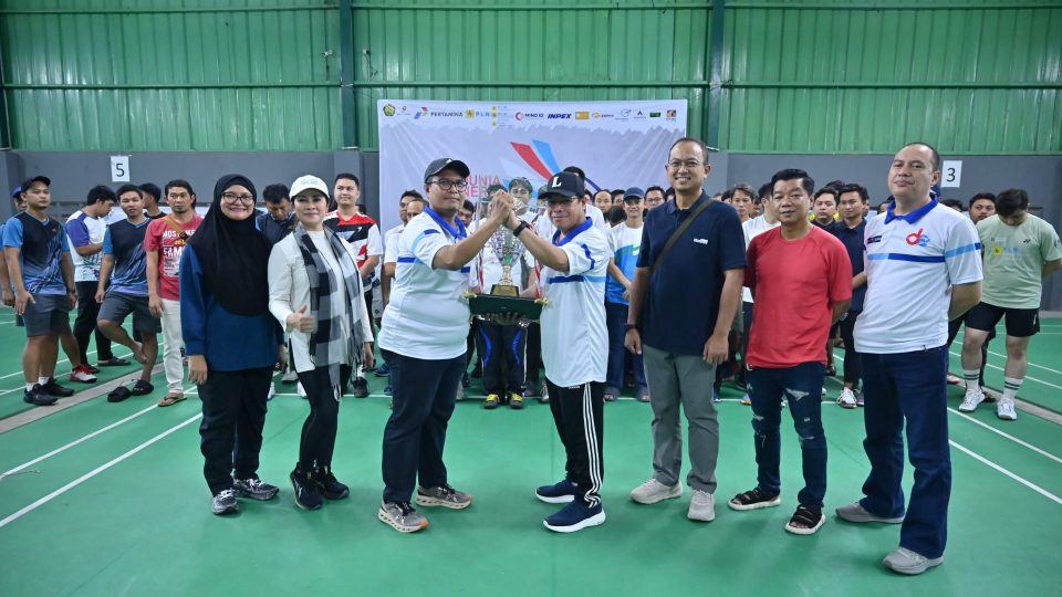 Dirjen Migas Kementerian ESDM Kick Off DE Badminton Tournament 2025