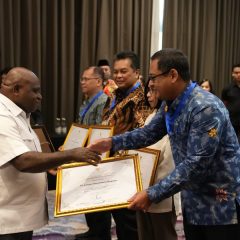 Patuh Prinsip HAM Dalam Berbisnis, AMMAN Raih Penghargaan PRISMA