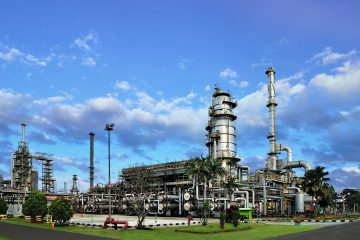 Jejak Seabad Kilang Plaju di Tepi Sungai Musi