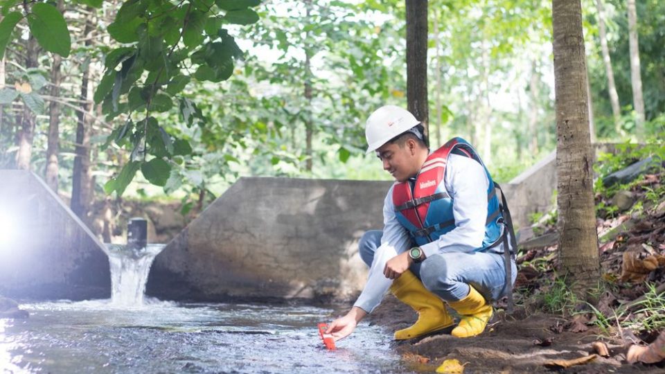 Komitmen Jaga Lingkungan, Grup MIND ID Bantu Konservasi Sungai Cipinang
