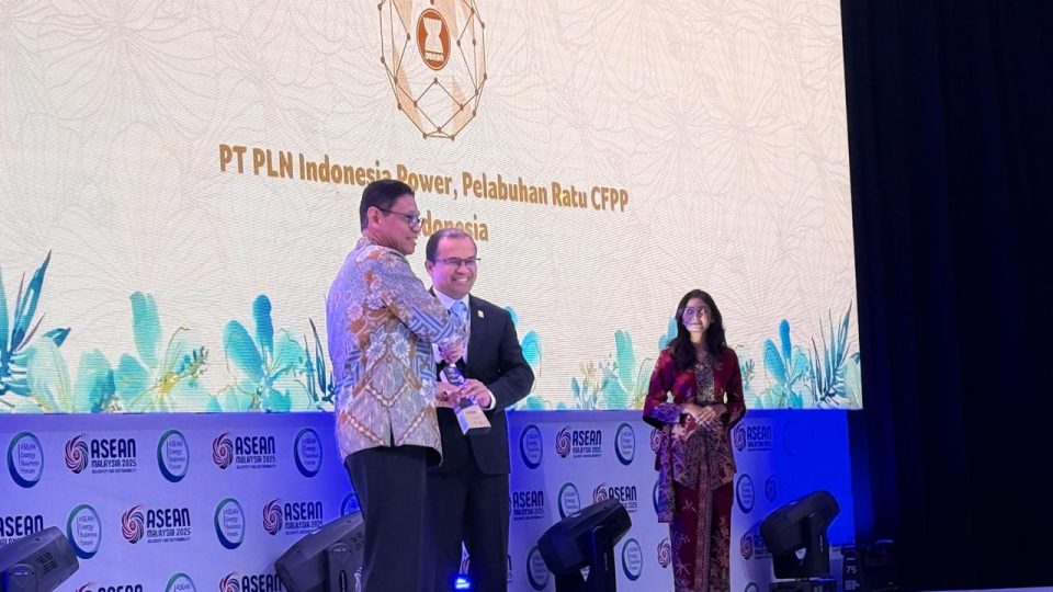Berkat Inovasi Teknologi Bersih, PLN Indonesia Power Sabet ASEAN Energy Awards 2025