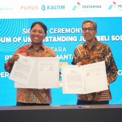 Pupuk Kaltim & Pertamina Petrochemical Trading Teken MoU Jual-Beli Soda Ash
