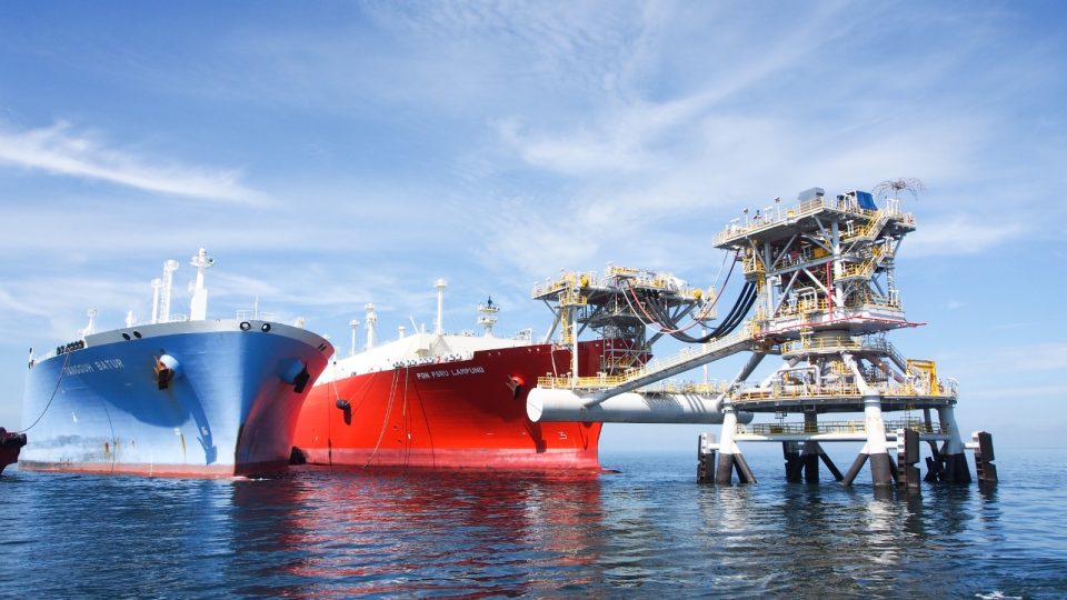 FSRU Lampung Terima Kargo LNG dari Tangguh