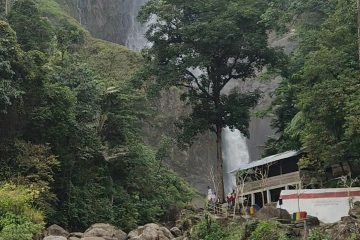 Menuai Berkah Bersama Energi Hijau di Air Terjun Ponot