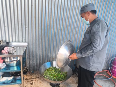 Topang Kebutuhan Nutrisi, Patra Drilling Contractor Buka Dapur Umum di Rantau, Aceh Tamiang