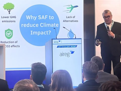 Tekan Emisi Sektor Penerbangan, Tripatra Dorong Pengembangan POME Untuk SAF