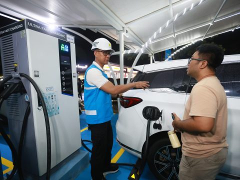 4.516 Unit SPKLU Disiapkan Antisipasi Lonjakan Kendaraan Listrik selama Periode Nataru 2025/2026