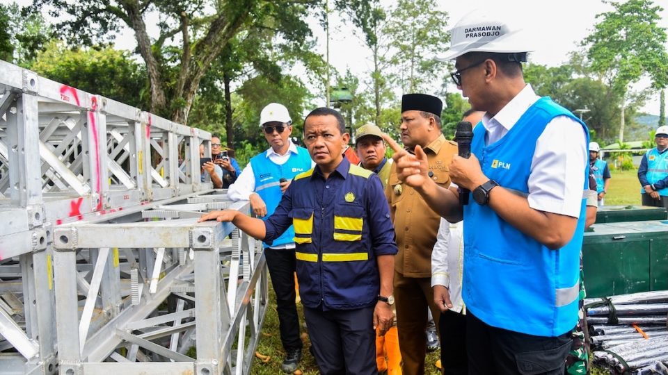 Listrik di Wilayah Bencana Masih Padam, Pemulihan Harus Terus Digenjot