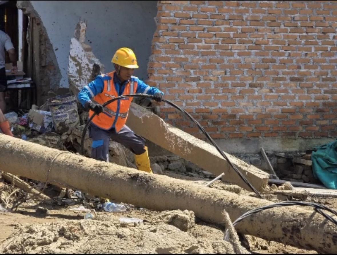 Lebih Dari 600 Ribu Pelanggan Masih Belum Dapat Pasokan Listrik Pasca Bencana di Sumatera