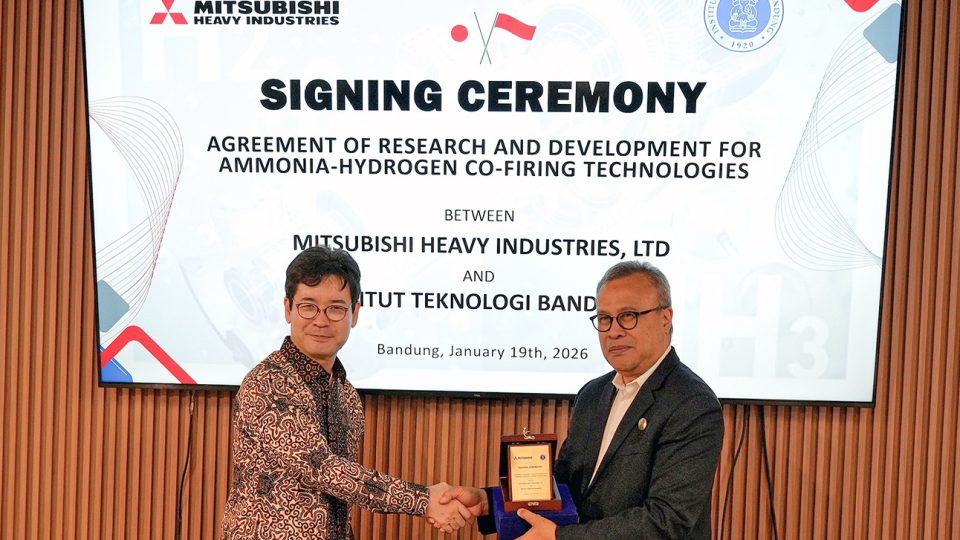 Mitsubishi dan ITB Perpanjang Kolaborasi Pengembangan Pembangkit Listrik Bersih Berbahan Bakar Amonia